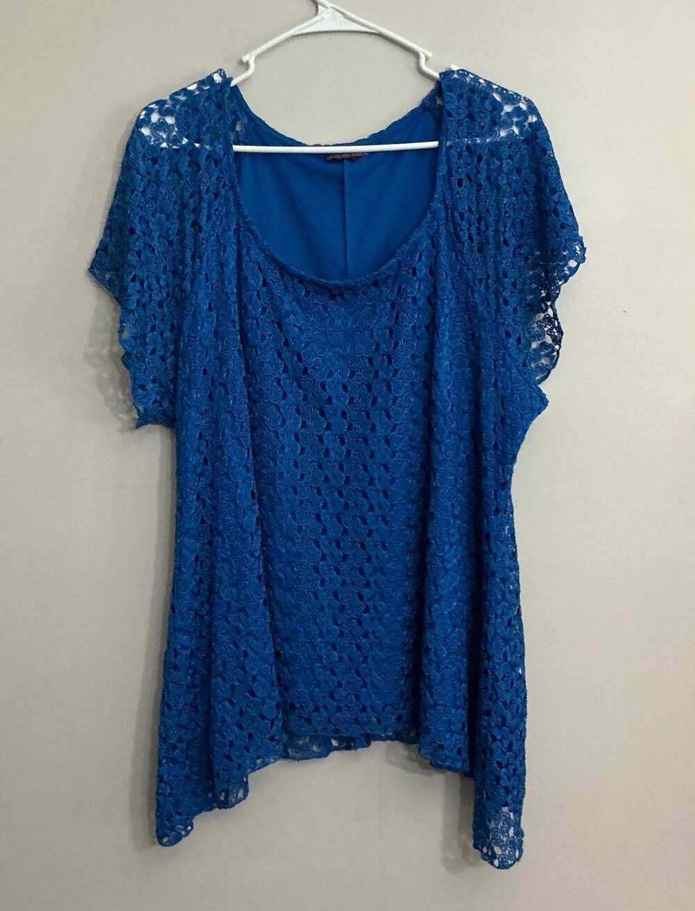 Hankerchief Cut Beverly Drive Blue Lace Short Sleeve Blouse Top. 3XL